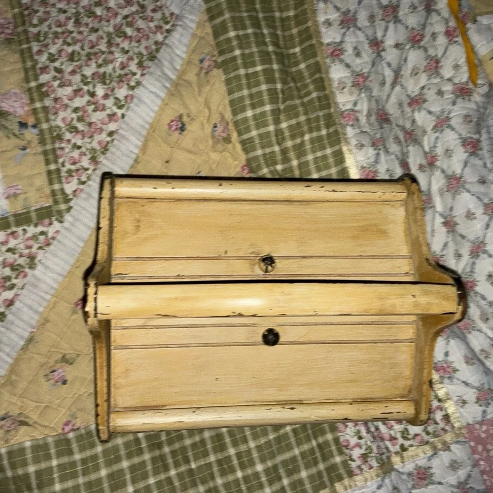 Vintage Sewing Box Painted From The 40's-50's